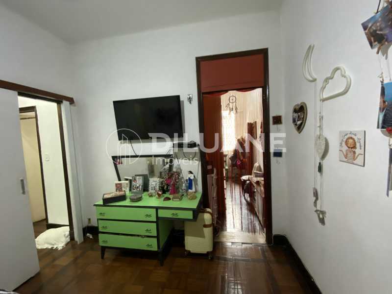 Apartamento à venda com 3 quartos, 105m² - Foto 13