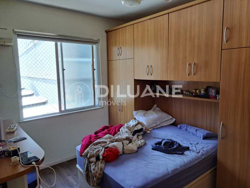 Apartamento à venda com 2 quartos, 88m² - Foto 2