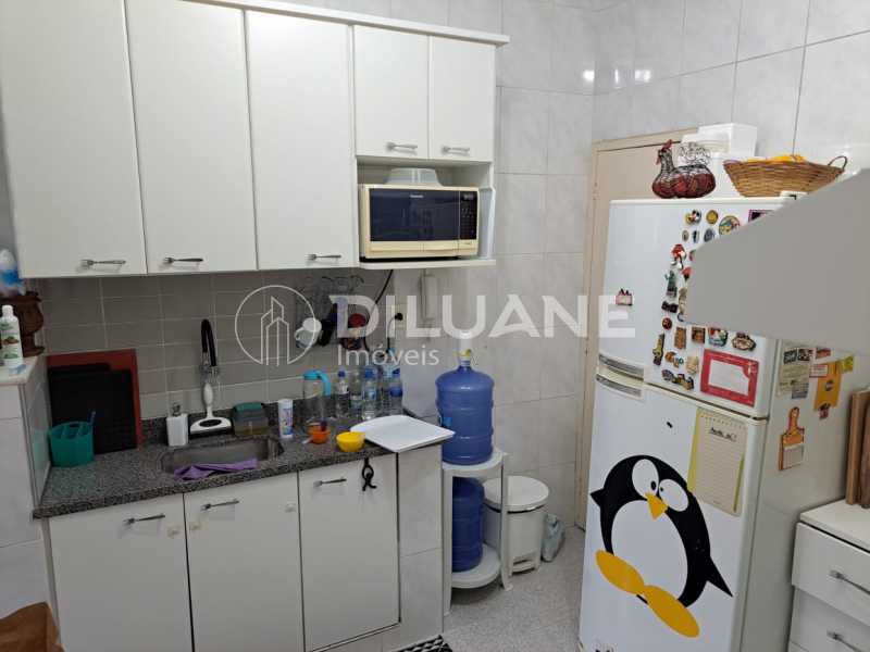 Apartamento à venda com 2 quartos, 88m² - Foto 7