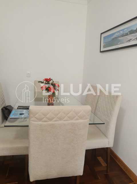 Apartamento à venda com 2 quartos, 56m² - Foto 9