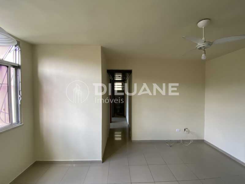 Apartamento à venda com 2 quartos, 50m² - Foto 3