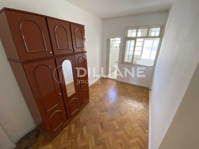 Apartamento à venda com 2 quartos, 74m² - Foto 7