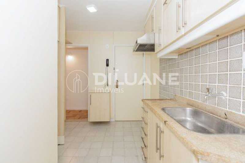 Apartamento à venda com 1 quarto, 74m² - Foto 14