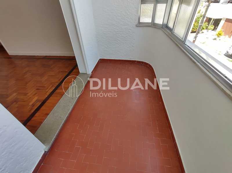 Apartamento à venda com 1 quarto, 50m² - Foto 7