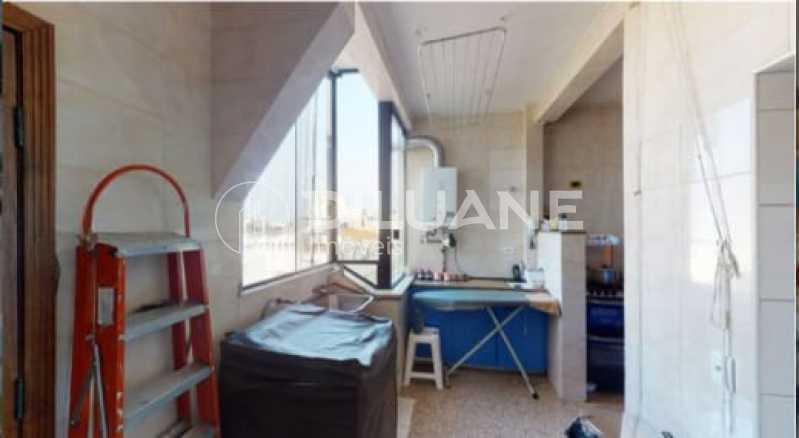 Apartamento à venda com 3 quartos, 178m² - Foto 9