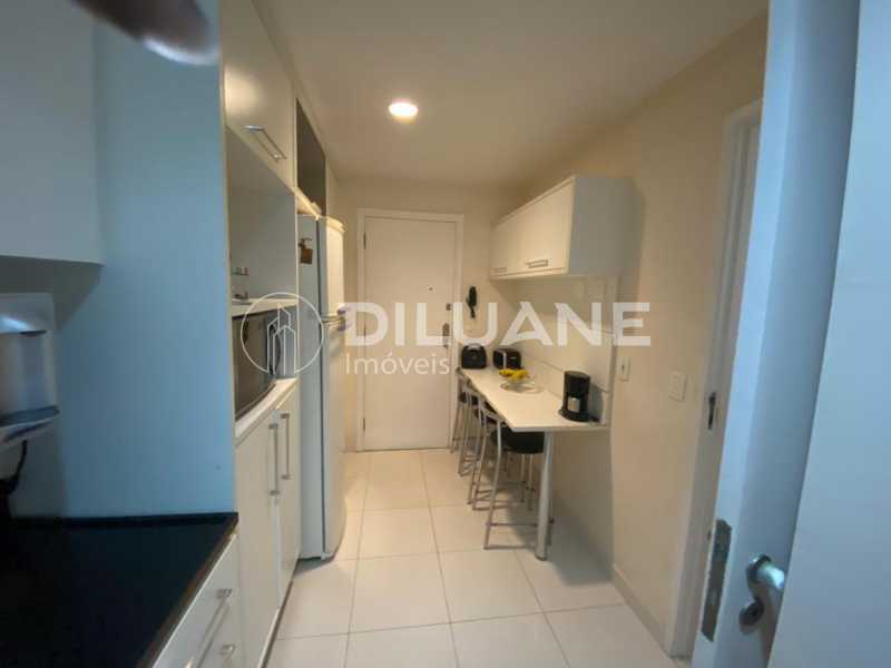 Apartamento à venda com 2 quartos, 86m² - Foto 8