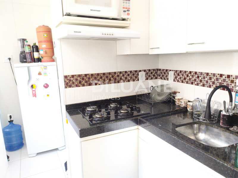 Apartamento à venda com 1 quarto, 34m² - Foto 8