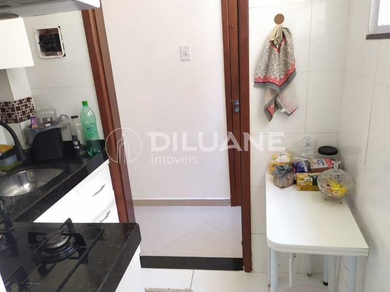 Apartamento à venda com 1 quarto, 34m² - Foto 9