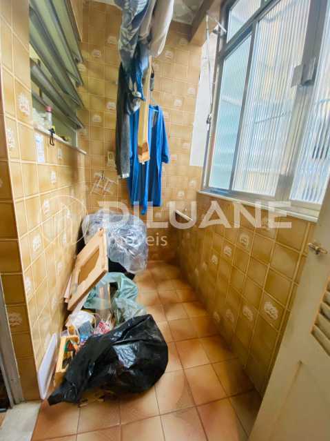 Apartamento à venda com 2 quartos, 80m² - Foto 13