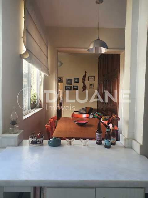 Apartamento à venda com 3 quartos, 96m² - Foto 4