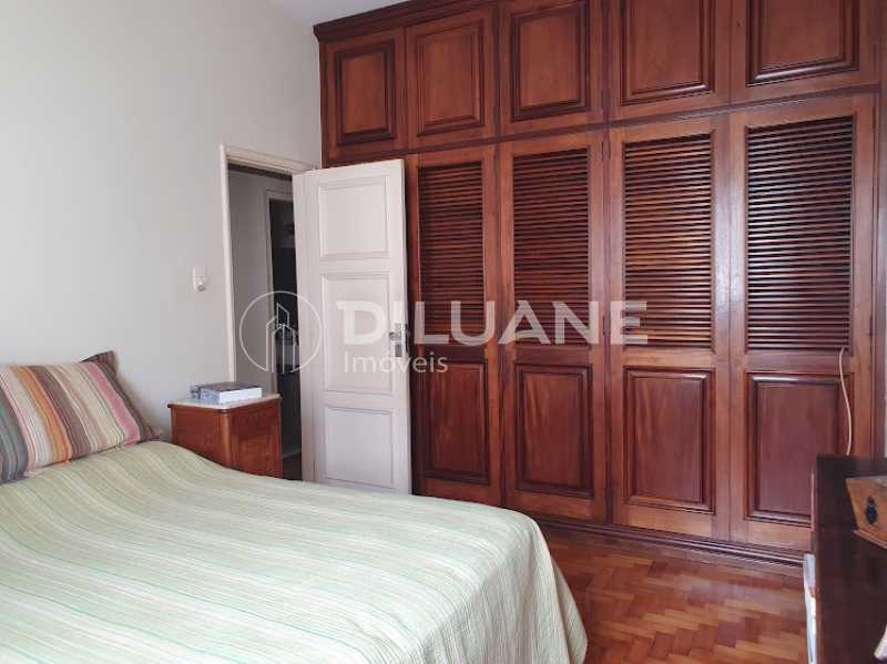 Apartamento à venda com 3 quartos, 96m² - Foto 16