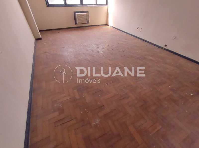 Apartamento à venda com 2 quartos, 105m² - Foto 5