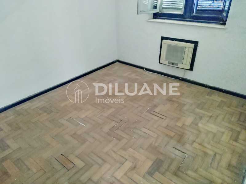 Apartamento à venda com 2 quartos, 105m² - Foto 9