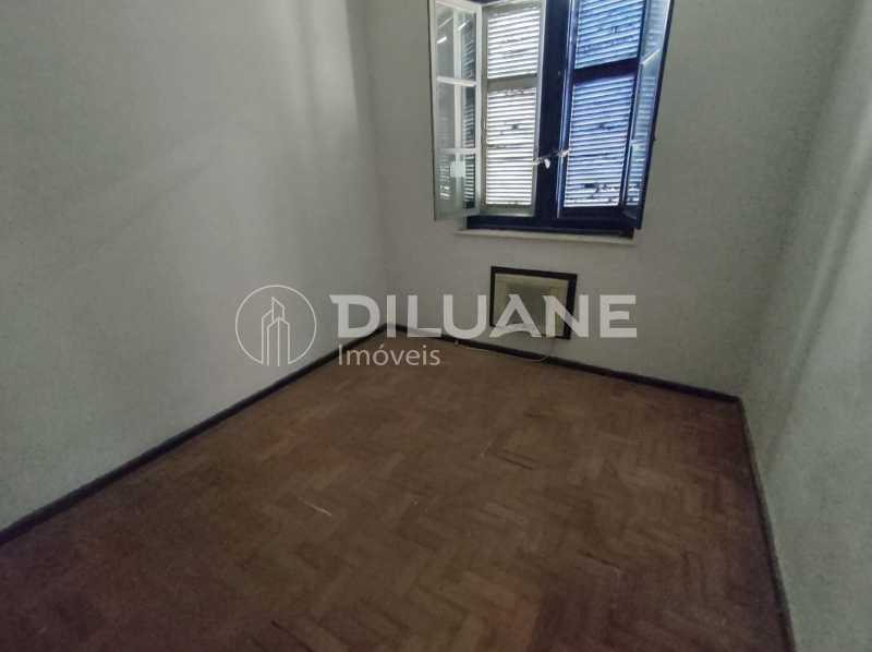 Apartamento à venda com 2 quartos, 105m² - Foto 11