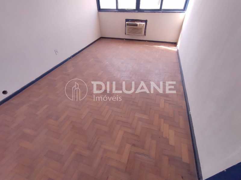 Apartamento à venda com 2 quartos, 105m² - Foto 12