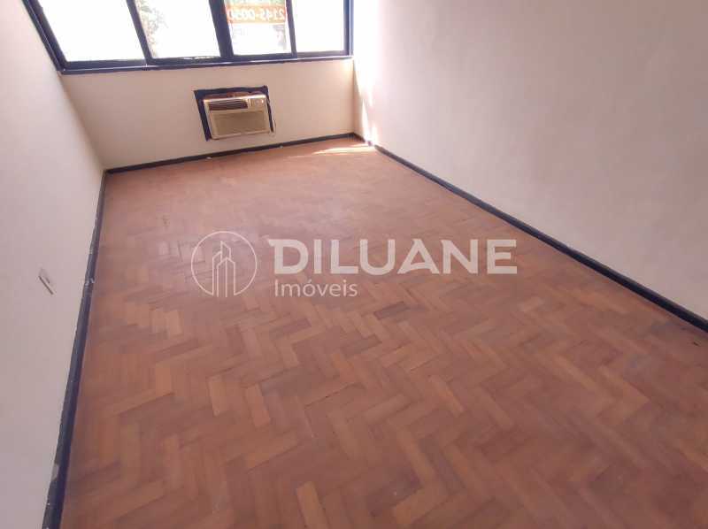 Apartamento à venda com 2 quartos, 105m² - Foto 13