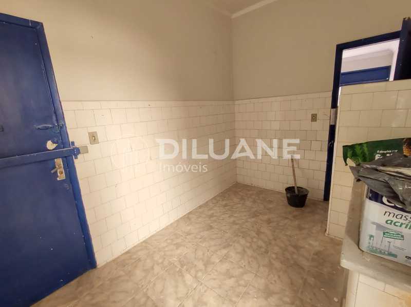 Apartamento à venda com 2 quartos, 105m² - Foto 19