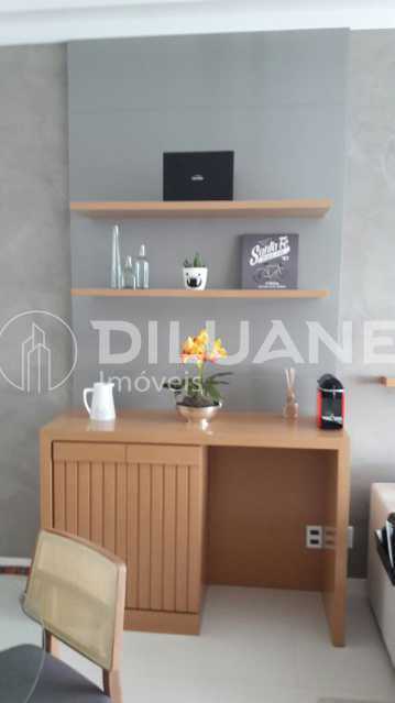 Apartamento à venda com 3 quartos, 76m² - Foto 14