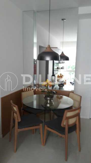 Apartamento à venda com 3 quartos, 76m² - Foto 5