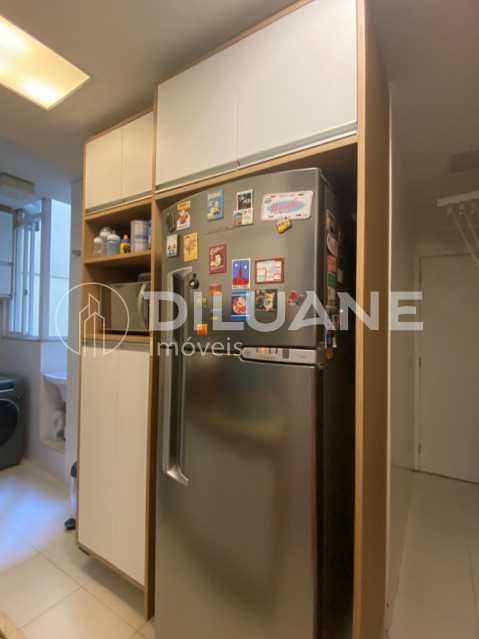 Apartamento à venda com 3 quartos, 76m² - Foto 20