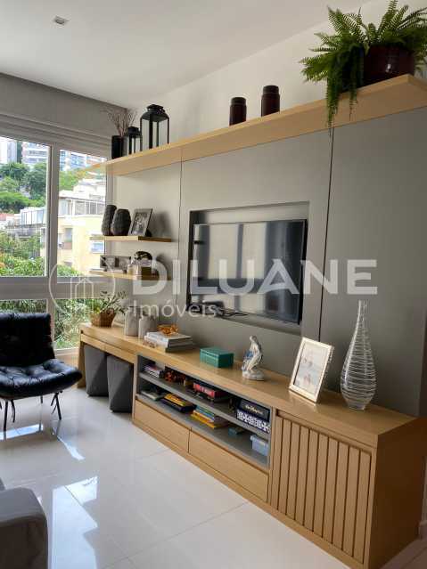 Apartamento à venda com 3 quartos, 76m² - Foto 3