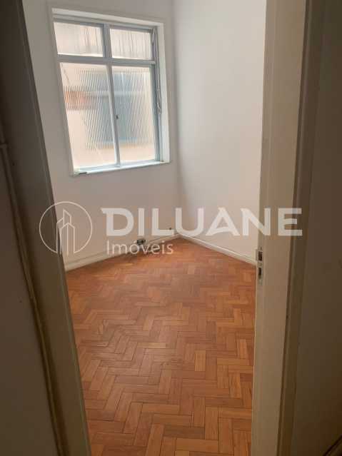 Apartamento para alugar com 3 quartos, 105m² - Foto 9