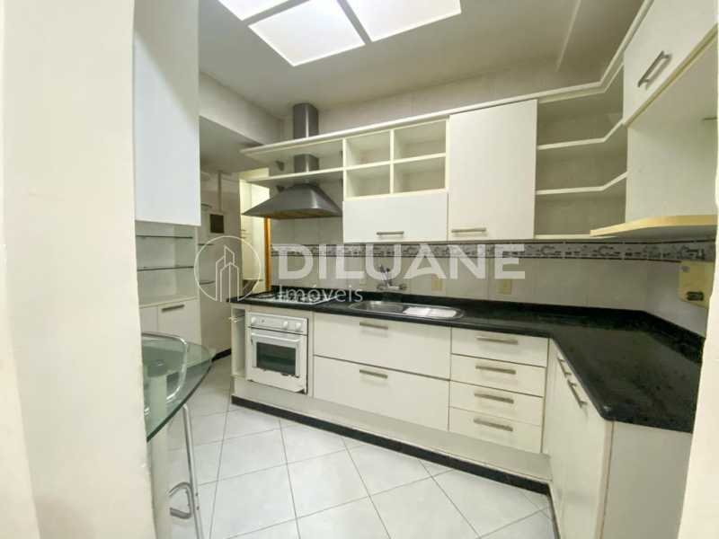 Apartamento à venda com 3 quartos, 95m² - Foto 18