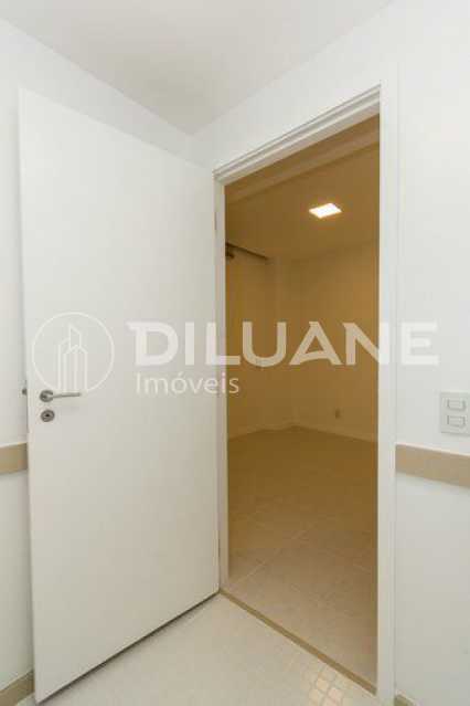 Apartamento à venda com 1 quarto, 44m² - Foto 4