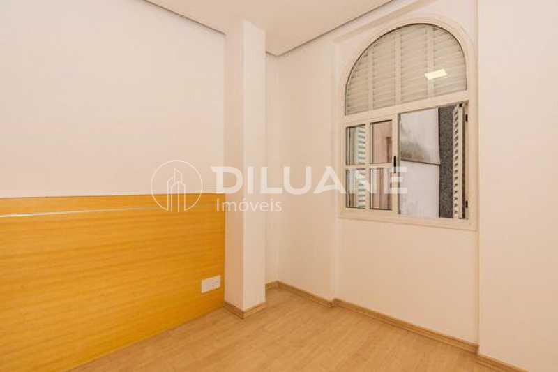 Apartamento à venda com 1 quarto, 44m² - Foto 9