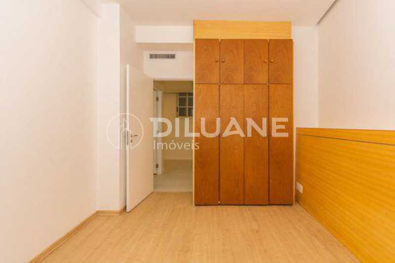 Apartamento à venda com 1 quarto, 44m² - Foto 10