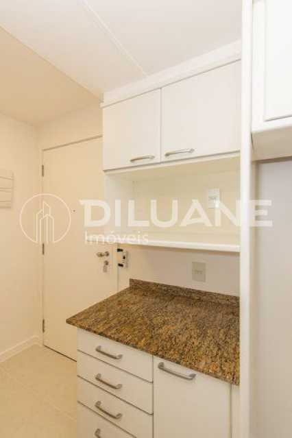 Apartamento à venda com 1 quarto, 44m² - Foto 23