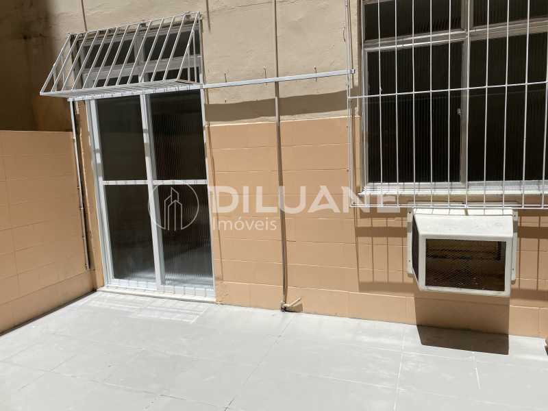 Apartamento à venda com 1 quarto, 30m² - Foto 9