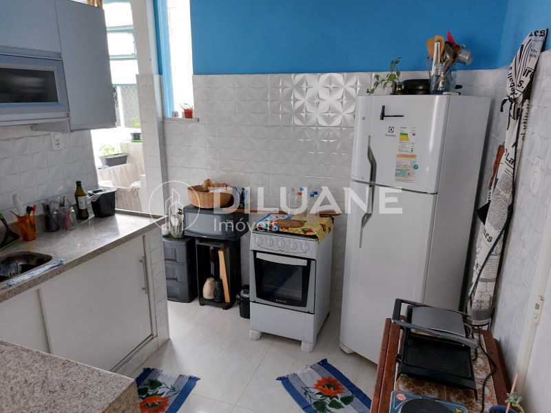 Apartamento à venda com 2 quartos, 52m² - Foto 15