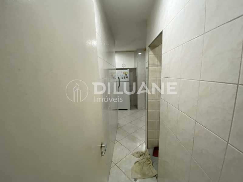 Apartamento à venda com 3 quartos, 157m² - Foto 8