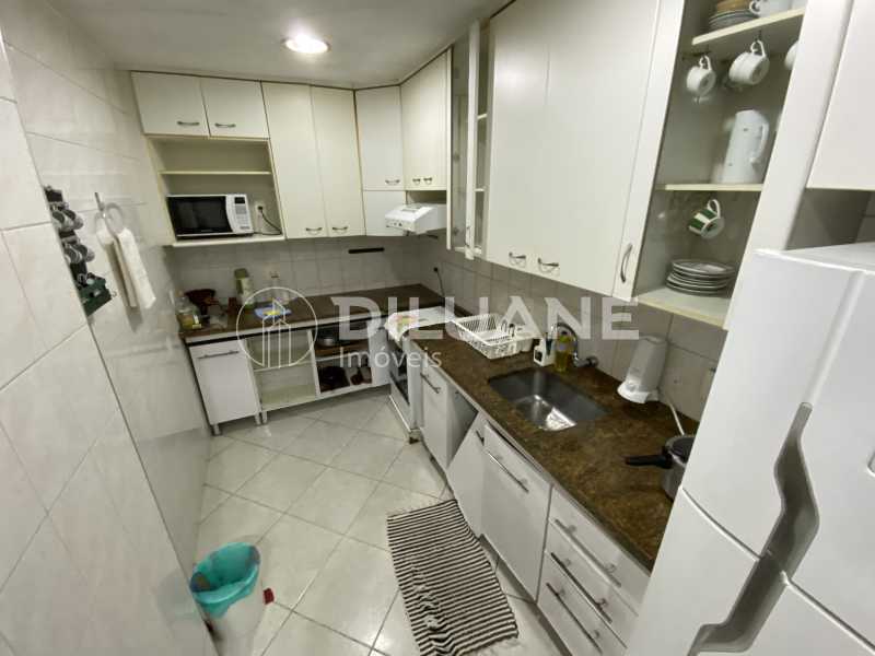 Apartamento à venda com 3 quartos, 157m² - Foto 11