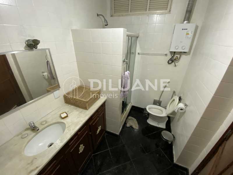 Apartamento à venda com 3 quartos, 157m² - Foto 18