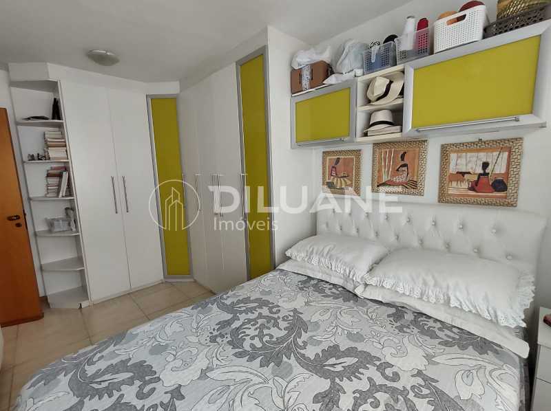 Apartamento à venda com 2 quartos, 60m² - Foto 3