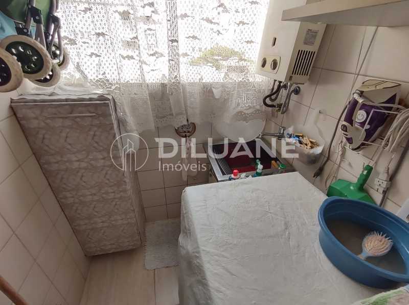 Apartamento à venda com 2 quartos, 60m² - Foto 23