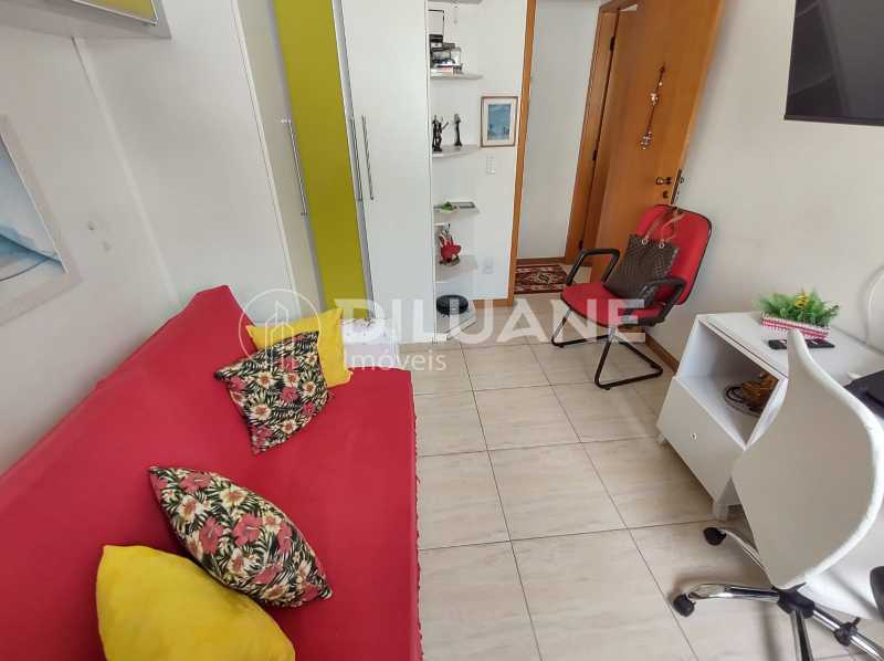 Apartamento à venda com 2 quartos, 60m² - Foto 22