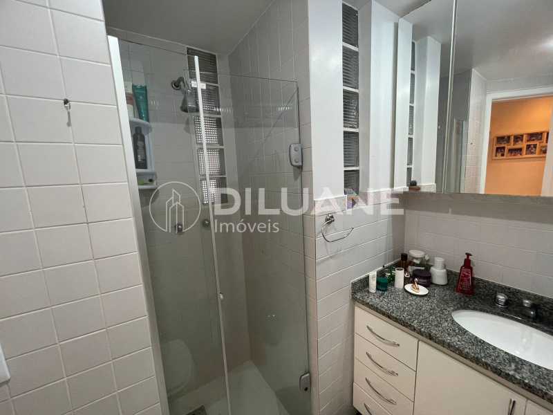 Apartamento à venda com 2 quartos, 70m² - Foto 36