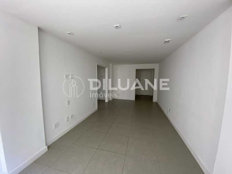 Apartamento à venda com 2 quartos, 97m² - Foto 6