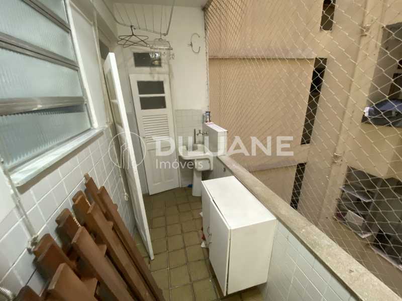 Apartamento à venda com 2 quartos, 97m² - Foto 18