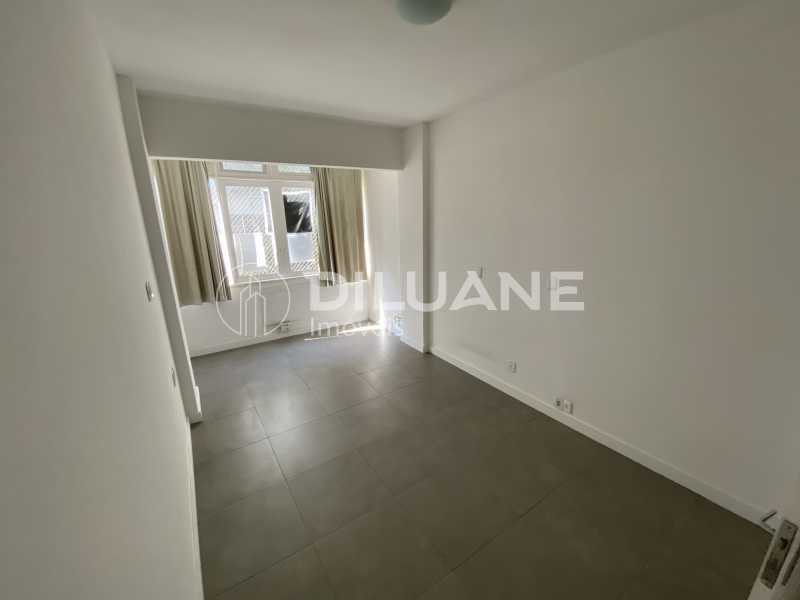 Apartamento à venda com 2 quartos, 97m² - Foto 12