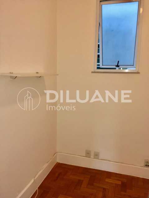 Apartamento à venda com 2 quartos, 76m² - Foto 25