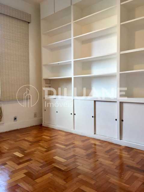 Apartamento à venda com 2 quartos, 76m² - Foto 14