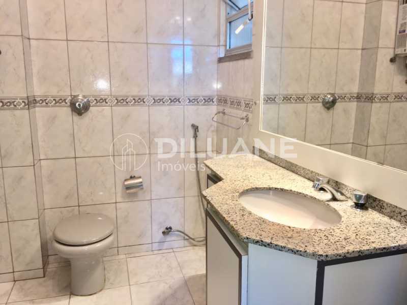 Apartamento à venda com 2 quartos, 76m² - Foto 20