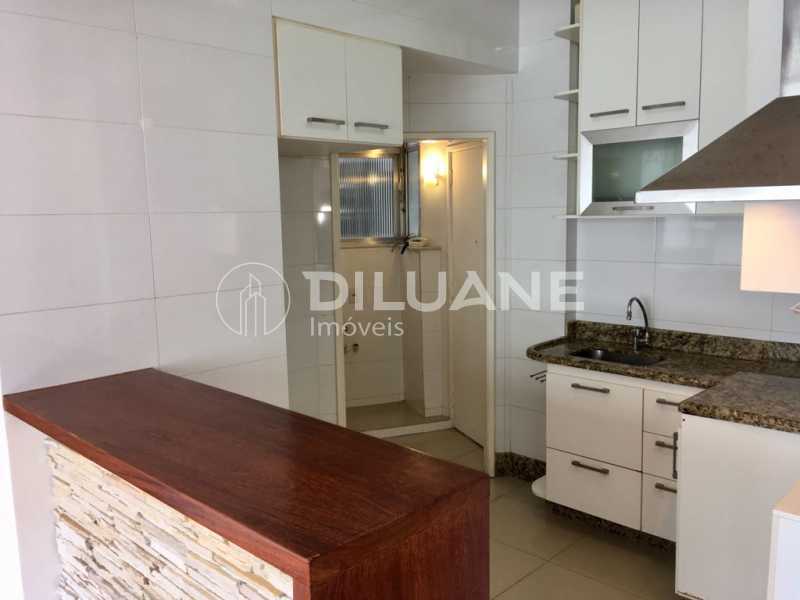 Apartamento à venda com 2 quartos, 76m² - Foto 3