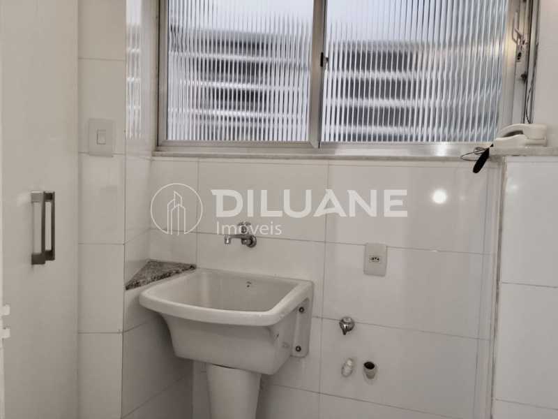 Apartamento à venda com 2 quartos, 76m² - Foto 27