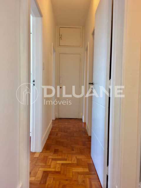 Apartamento à venda com 2 quartos, 76m² - Foto 23