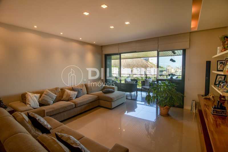 Apartamento à venda com 4 quartos, 210m² - Foto 8